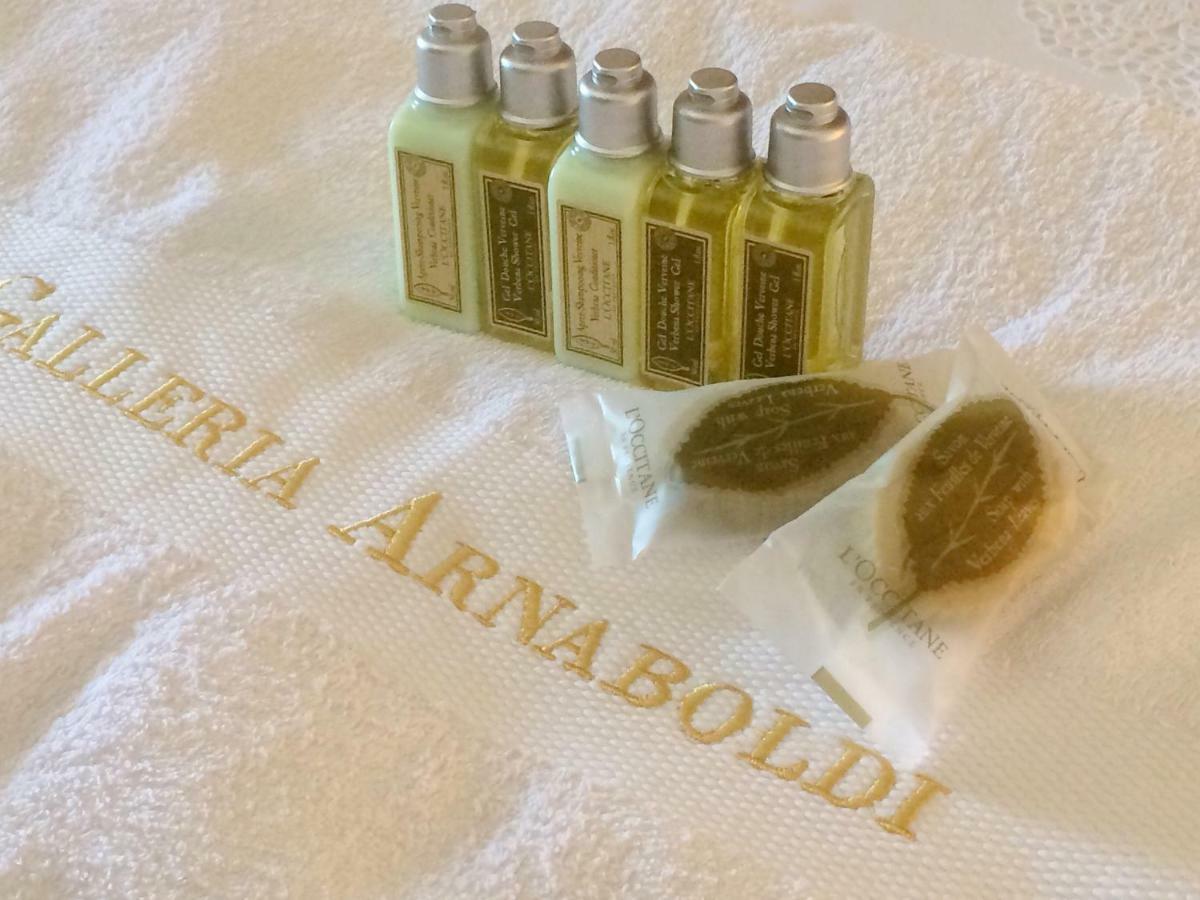 Arnaboldi Palace パヴィーア エクステリア 写真